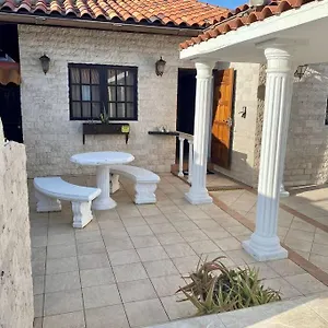 Villa 3-bedroom With A Jacuzzi, Noord